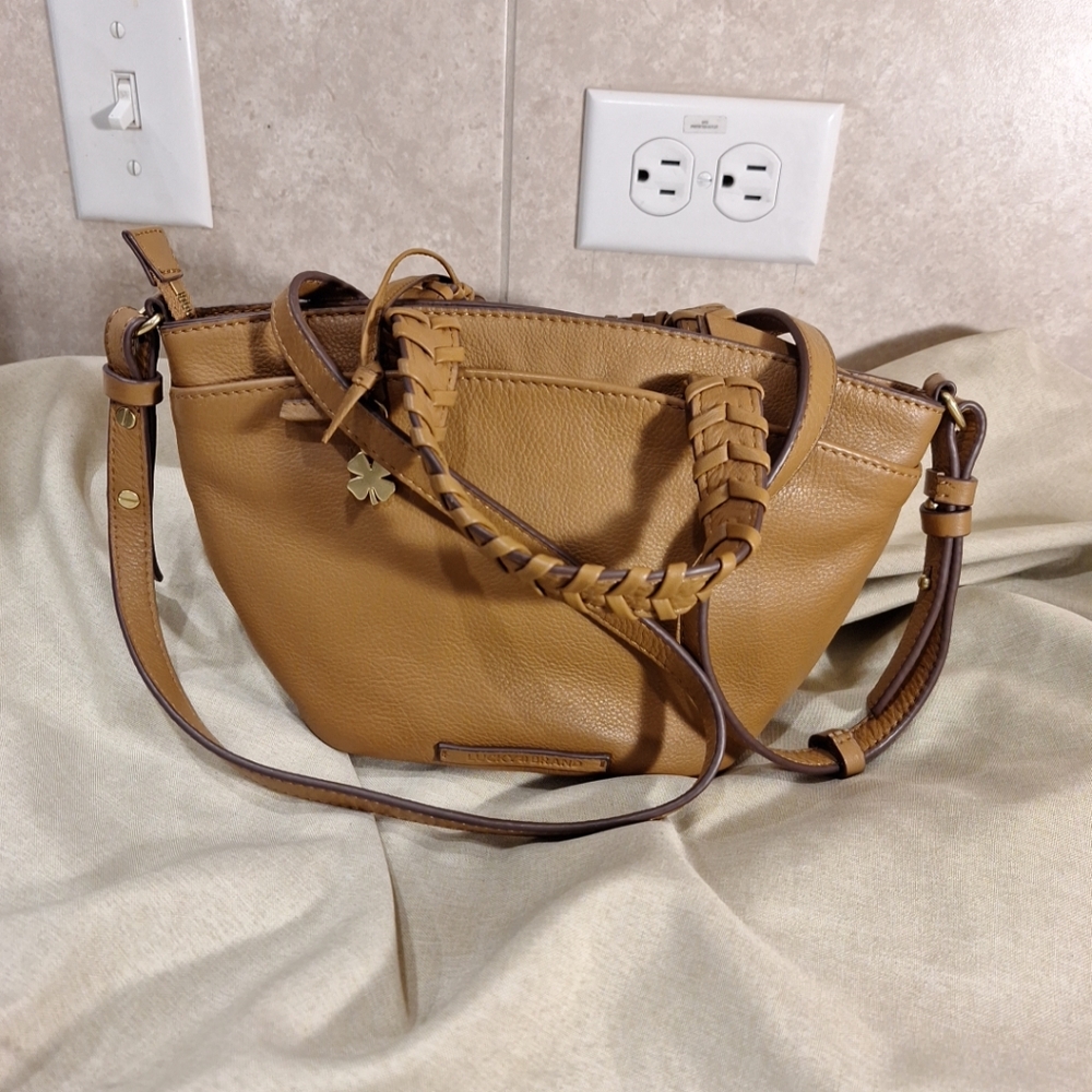 Lucky Brand Woman's Beige small bag 2 handles and crossbody strap